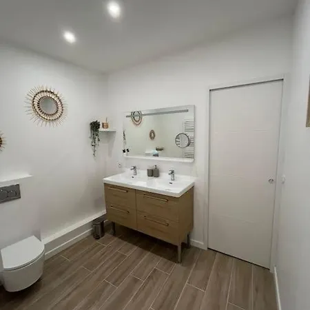 Appartamento Sublime T2/ Cosy/ Clim/ Parking/plage *