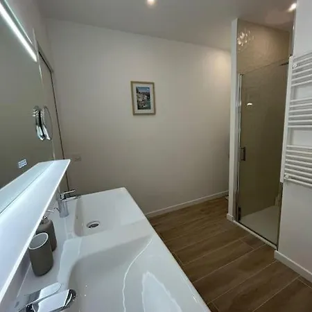 Apartman Sublime T2/ Cosy/ Clim/ Parking/plage Menton